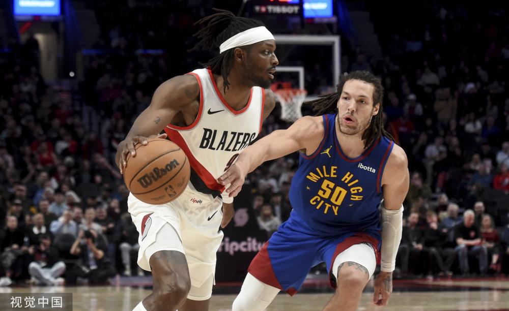 从她进入国 从她进入国