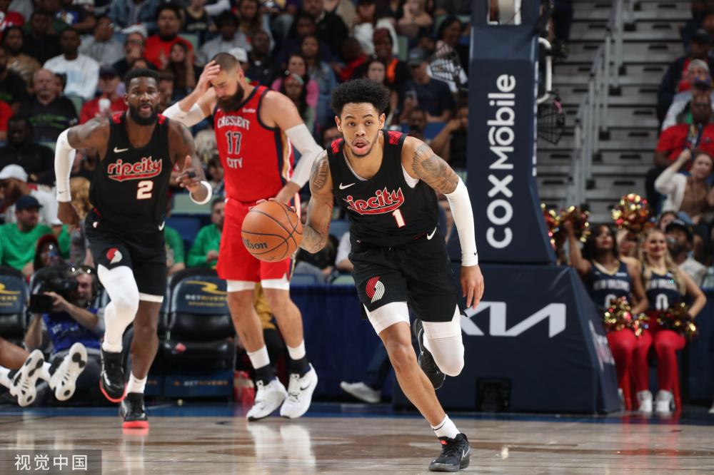 他球员树立 他球员树立